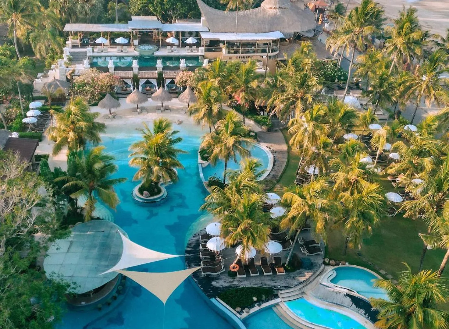 Bali Mandira Beach Resort & Spa Легиан