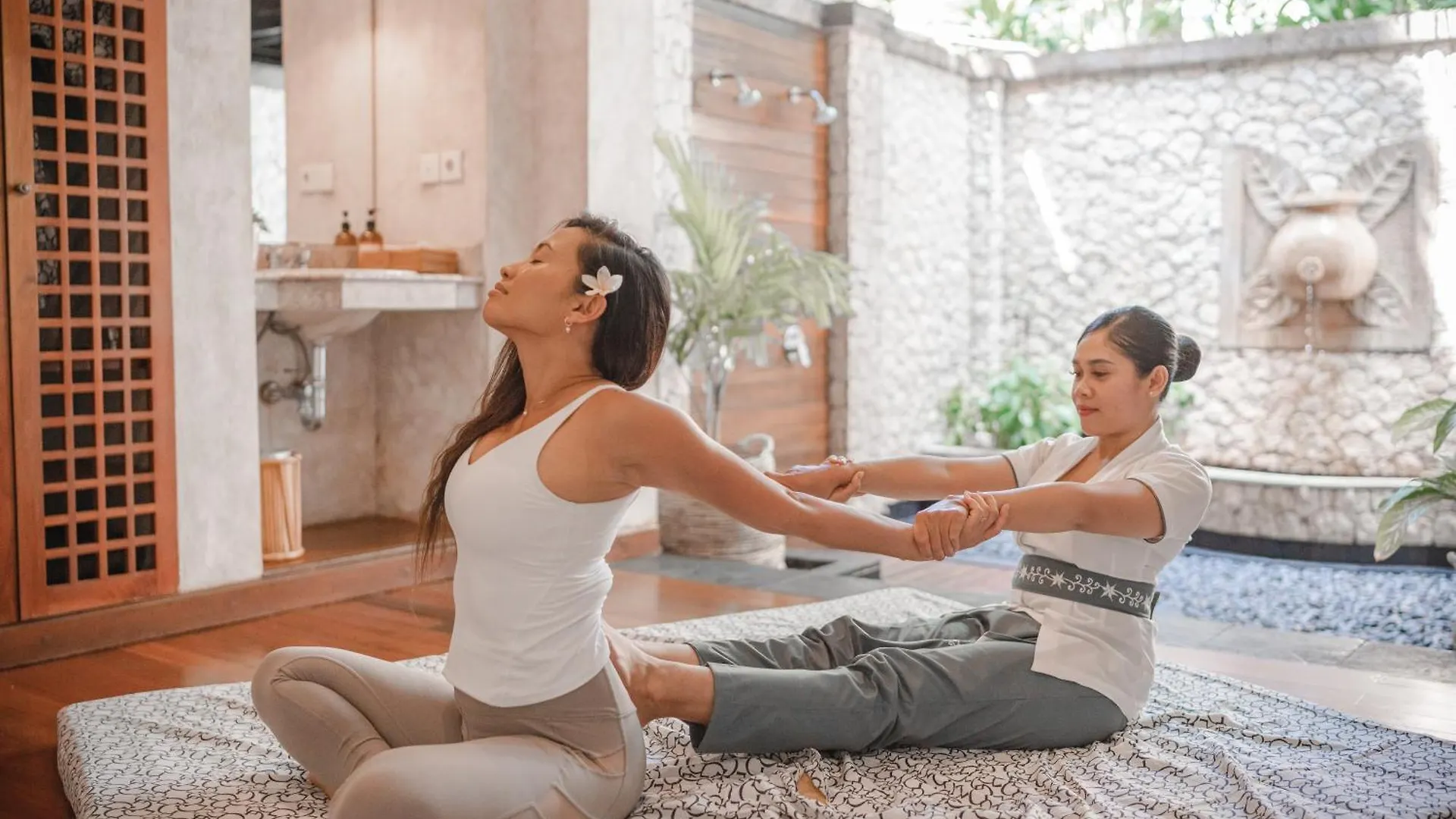 Bali Mandira Beach Resort & Spa Легиан